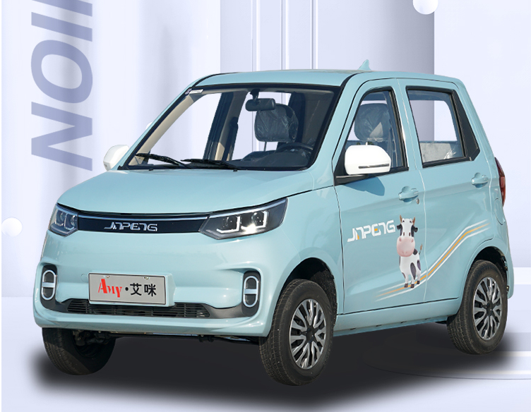 推出四轮电动车可以说是跨界,而金彭打造的产品,都是和汽车十分相似