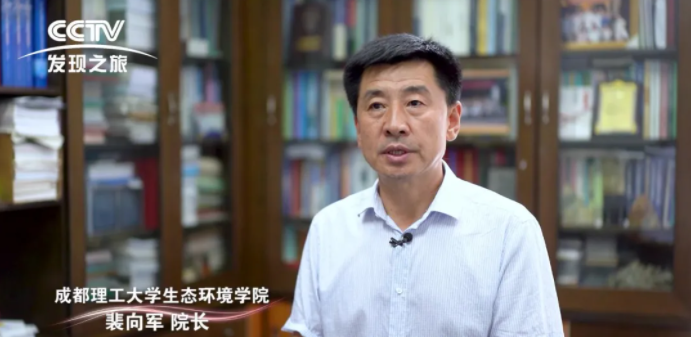 央视密集报道，主流媒体聚焦！2021年，四川一高校“爆火”出圈，点击破亿！