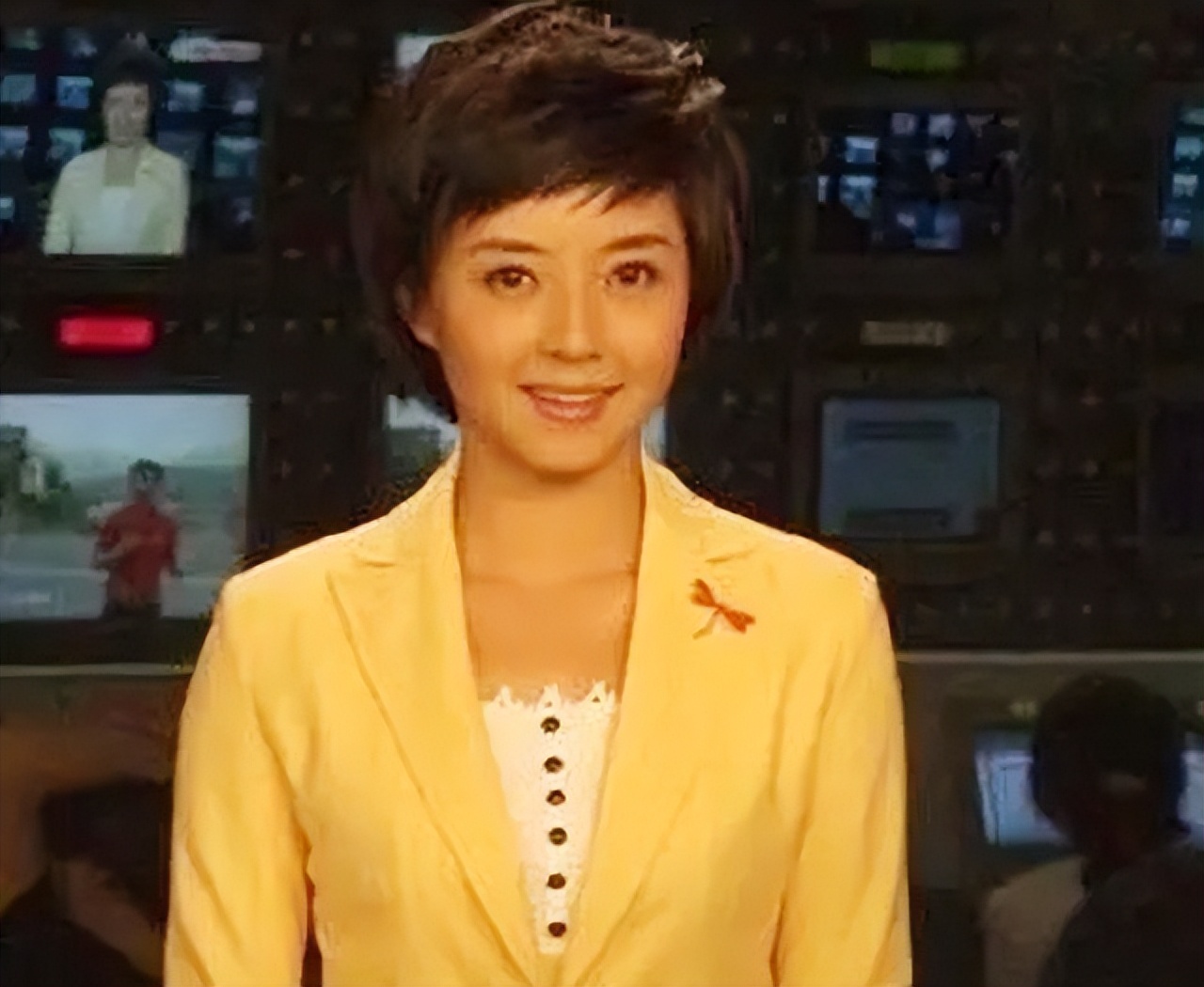 15年四川女主播因内急溺亡，现场只剩一只高跟鞋，土地上明显抓痕