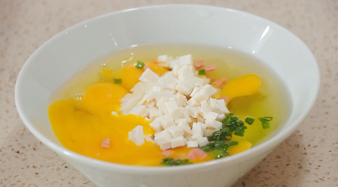 鸡蛋和豆腐又出新吃法了，冬天碰到这食材，我从不手软，别不懂吃