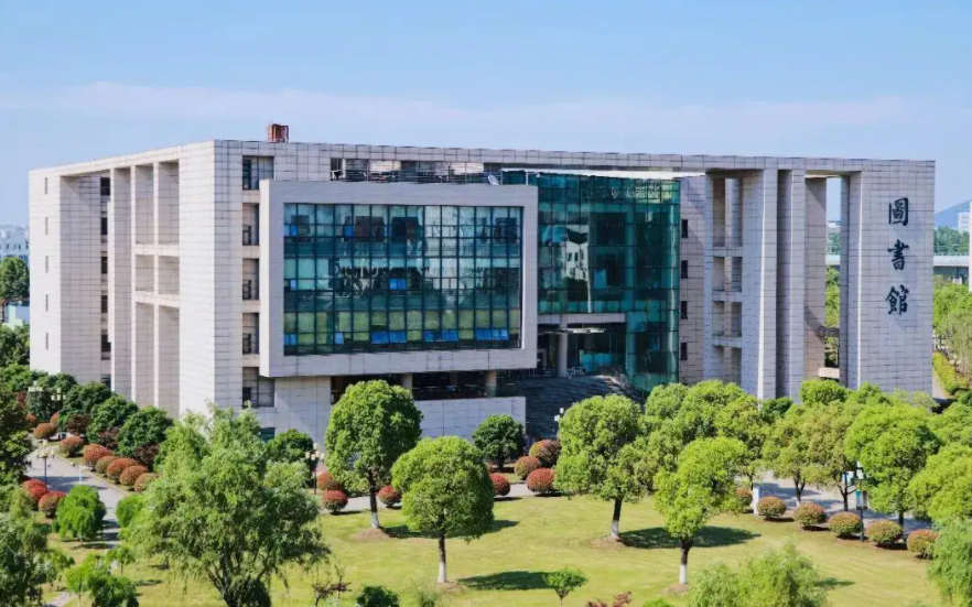 医药类高校排名已更新，北协和稳坐头把交椅，哈医大位居第4名