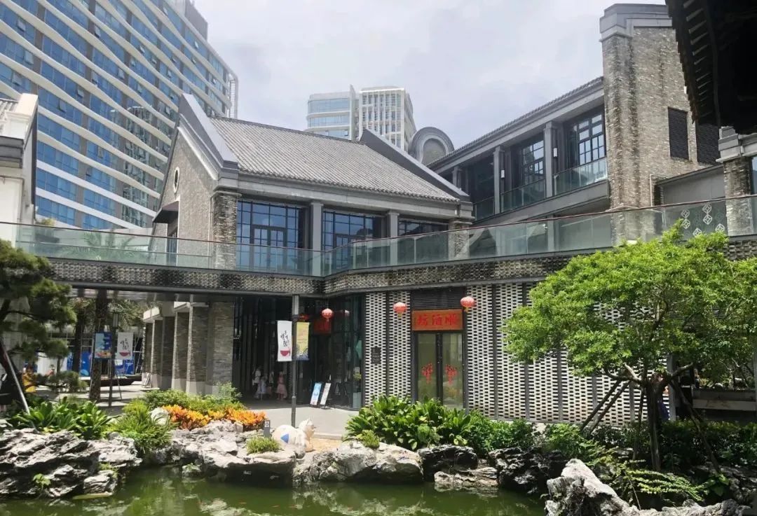 城脉｜“满洲窗”里窥华侨城：欢乐海岸用细节传承岭南园林