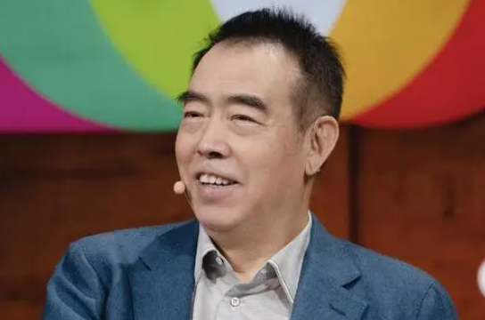 曾力挺章子怡，甩陈凯歌骂王思聪，“名门痞女”洪晃到底什么来头