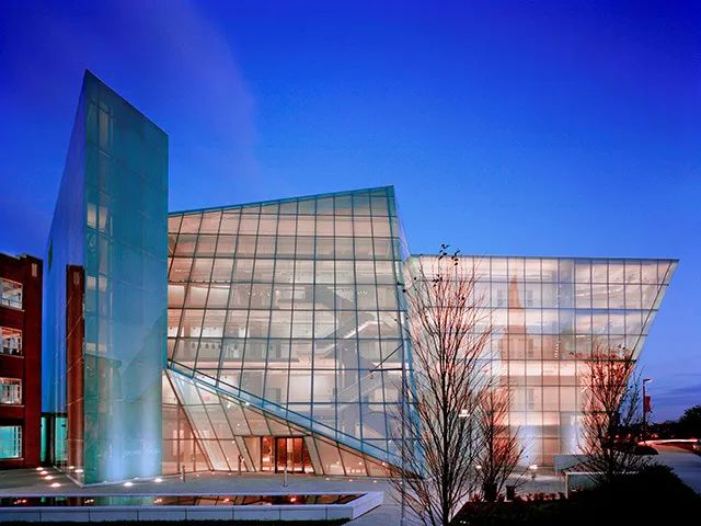 英语考不过，看美国“双录取”院校送福音