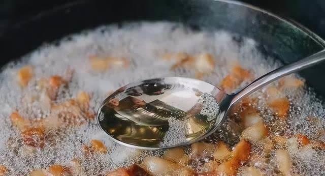 猪油渣是防癌食物还是血管“杀手”？终于有答案了，建议转给父母