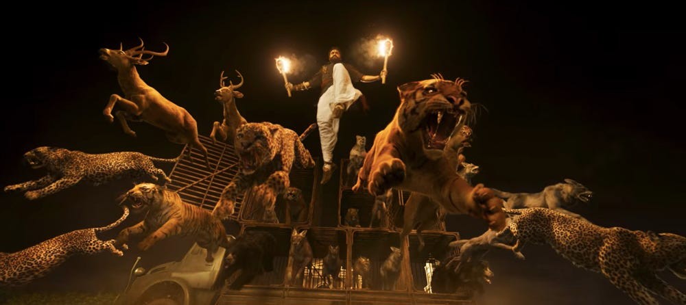 《RRR》中8个最令人瞠目结舌的场景，排名