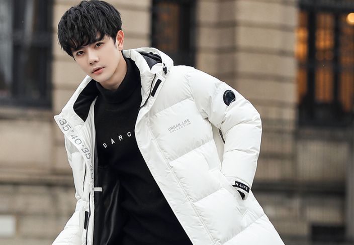 波司登和雅鹿哪個好？對比后你會明白：買羽絨服別太看重品牌