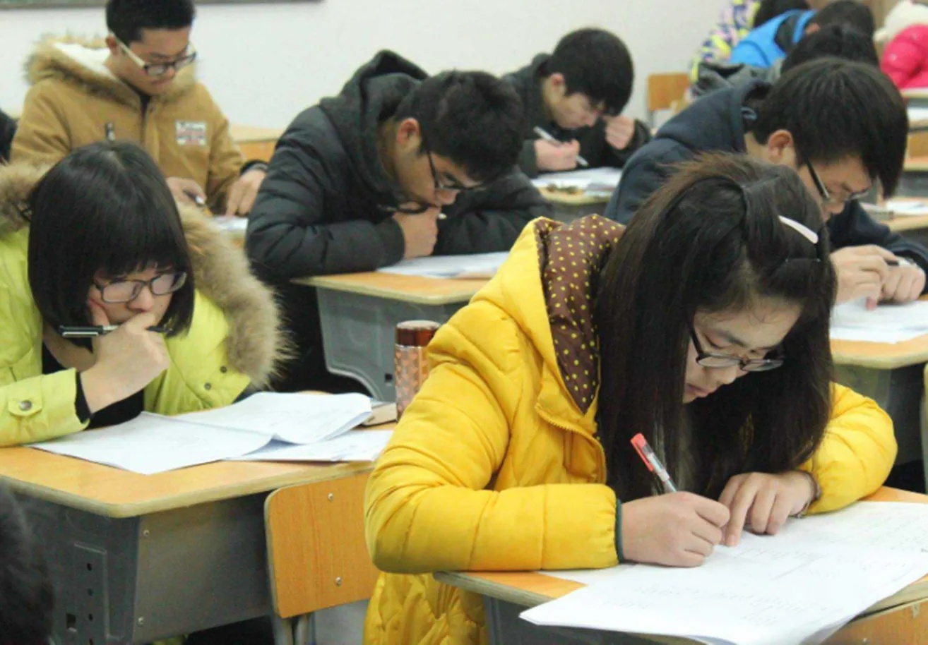 “只叹时不待我”，公务员晒出辞职信，看完内容后网友表示太现实