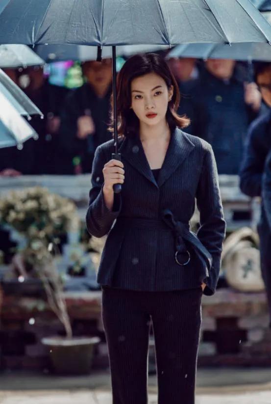 趙甲第周邊女人的結局是什么？