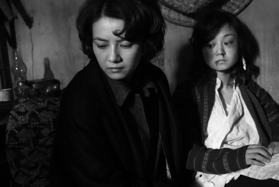 11年后再回顾高圆圆，遇到“真命天子”前，她究竟付出了多少？