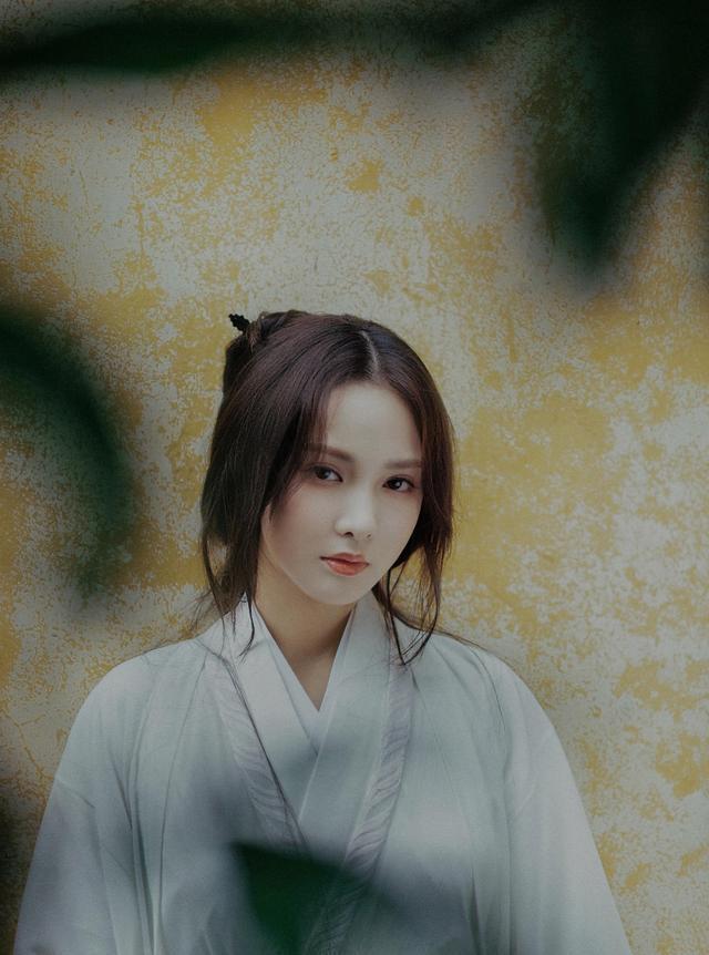 不懂就问！彭小苒的美貌是“一次性”的吗？