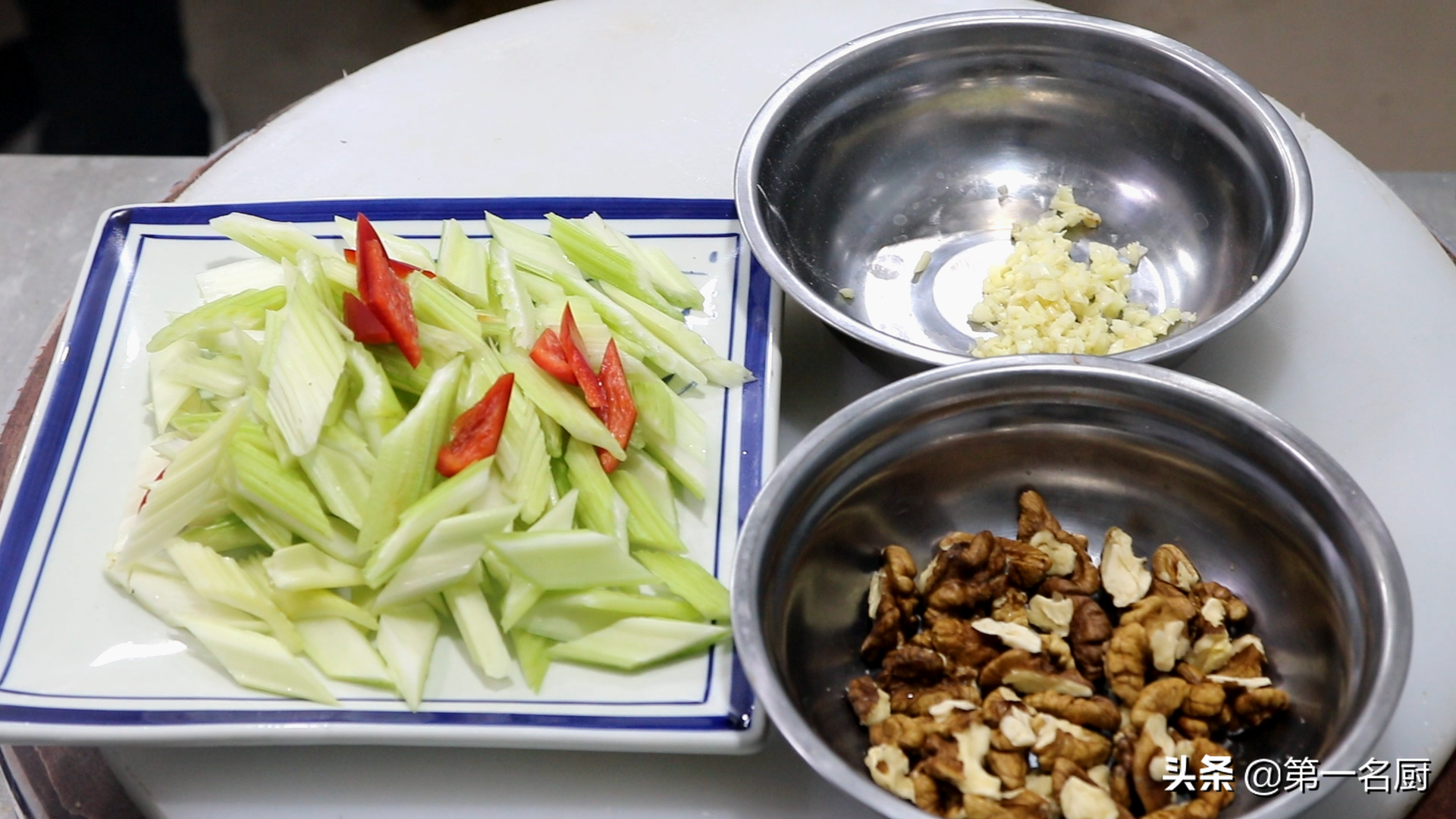 学生补脑有哪些食物_学生补脑健脑食谱