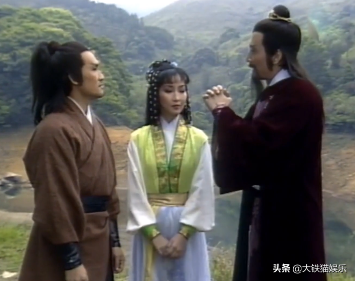 8版“情场浪子”段正淳对比：谁儒雅风流，谁油腻猥琐，差距明显