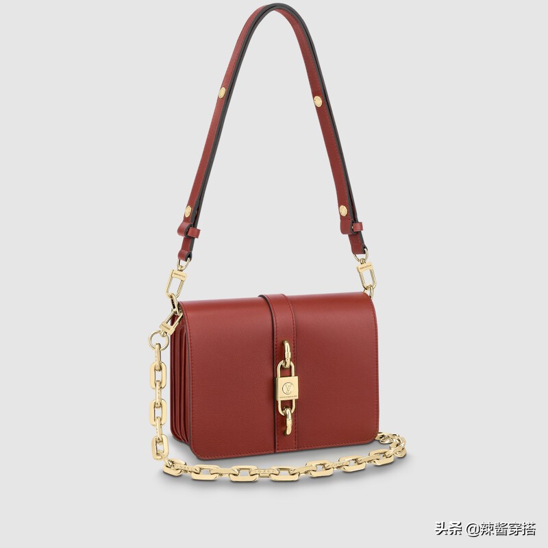 优雅枫叶红包包推荐！Chanel、LV、Burberry、YSL、MK