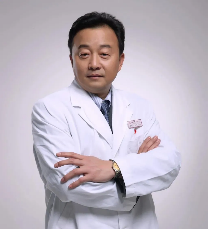 出征12次，获党中央表彰！中山大学教授再出发，驰援河南疫情