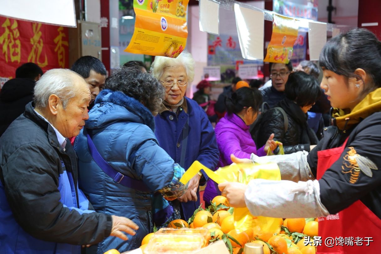 建议中老年人：过年买水果，这5种可以放心吃，低糖好吃营养高