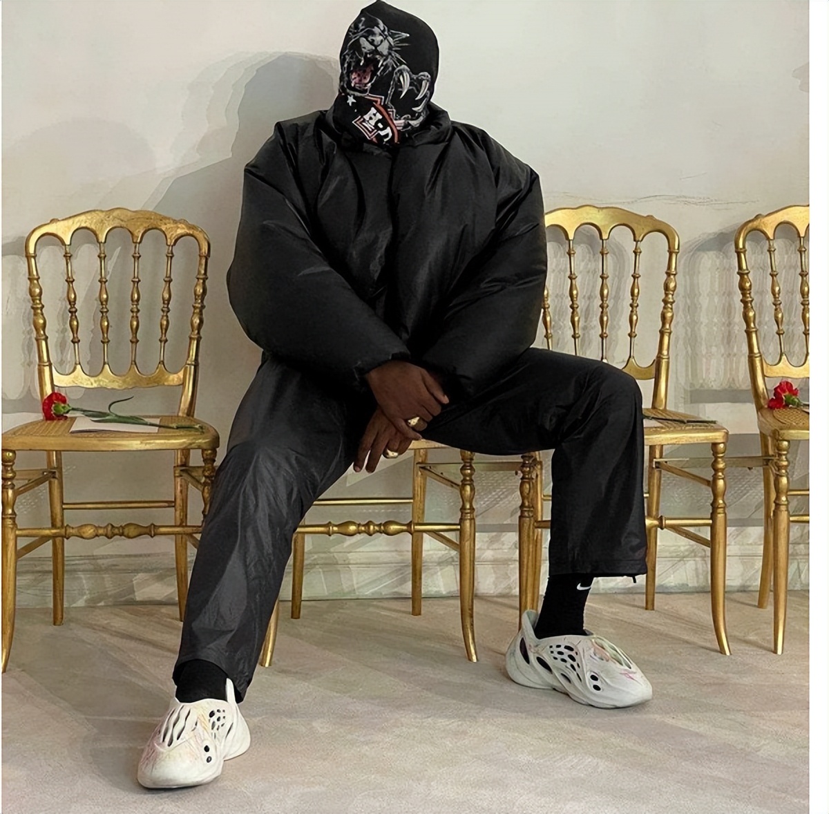 麻辣鸡音乐节开撕侃爷，原因还是卡老师？不料被指责气量小