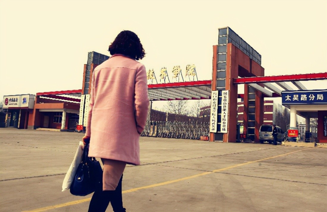 农村女子被顶替上大学，2014年索赔无果，对方：闹到联合国都没用