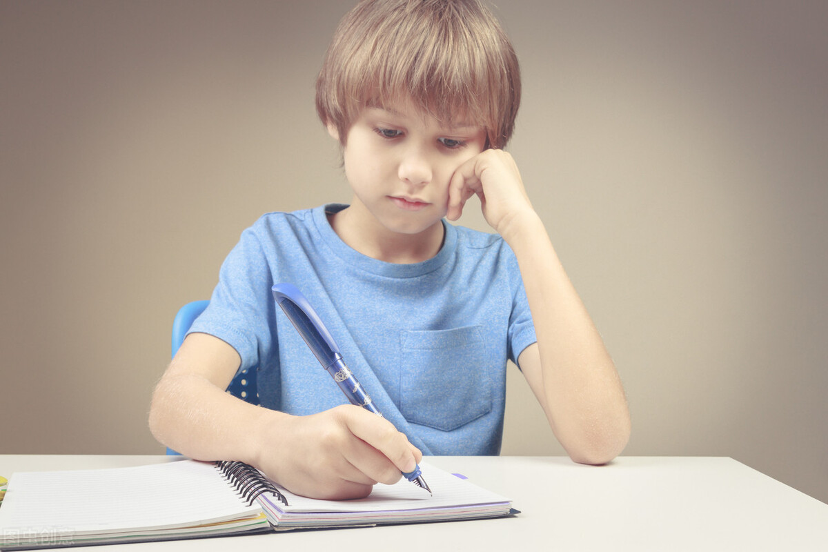 孩子奖惩管理指南：实用奖励方法与技巧