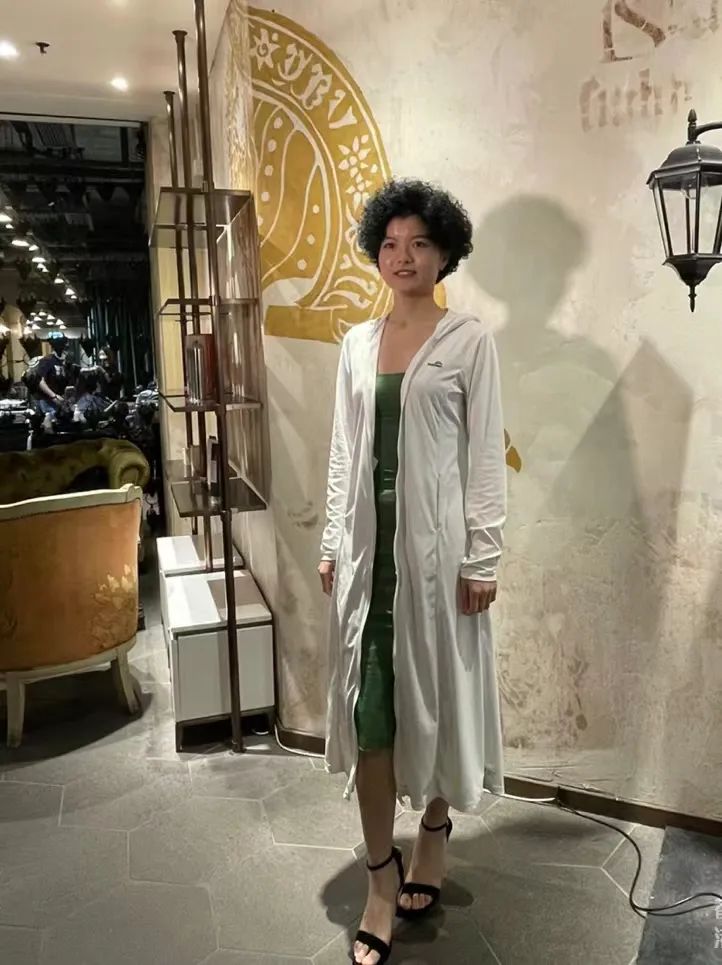 ​港娱圈审美太拉垮，入围港姐进行形象大改造，造型不如原来模样