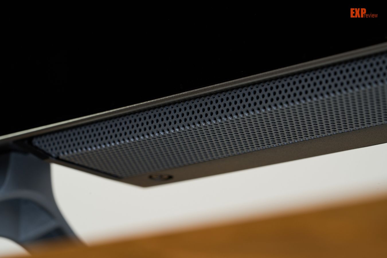 ?技嘉AORUS FO48U顯示器評測：無須多言的OLED利器