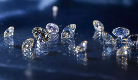 培育钻石值得买吗？培育钻石为什么越来越受欢迎？