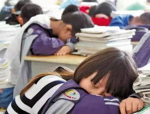 你的孩子是“高质量”睡眠么？调整到校时间后，家长面临新的问题