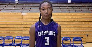 美媒给出的2022前十顺位排名，火箭若获状元恐又迎来升级版周琦？