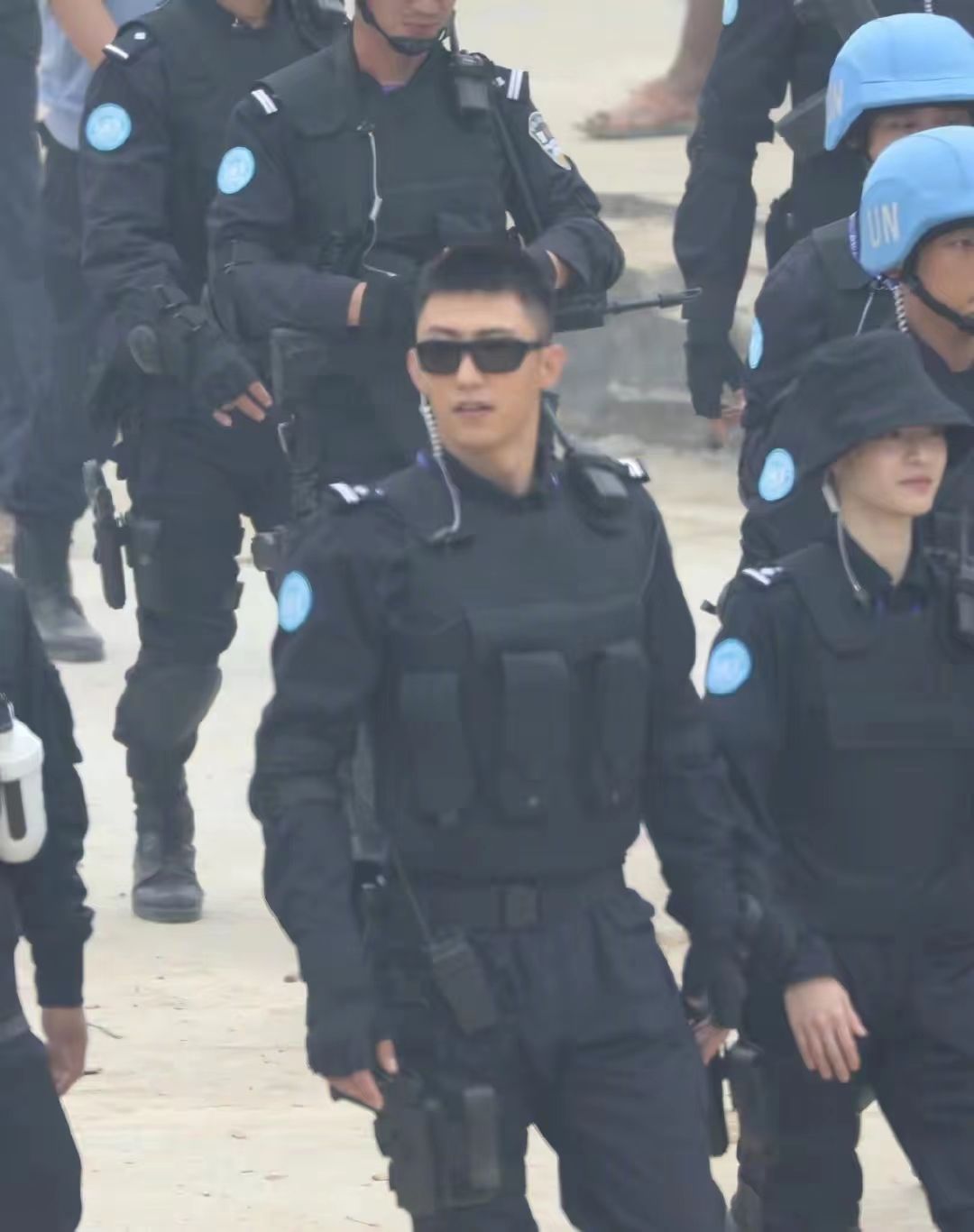 黄景瑜、王一博新片《维和防暴队》，网友八字留言很热血