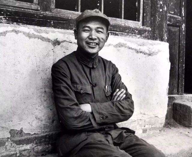 青史著功勋，千秋载辉煌：1955年大授衔，我国是如何确定军衔等级