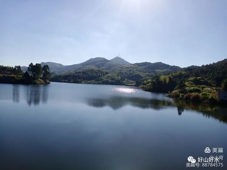 登高望远曷山行