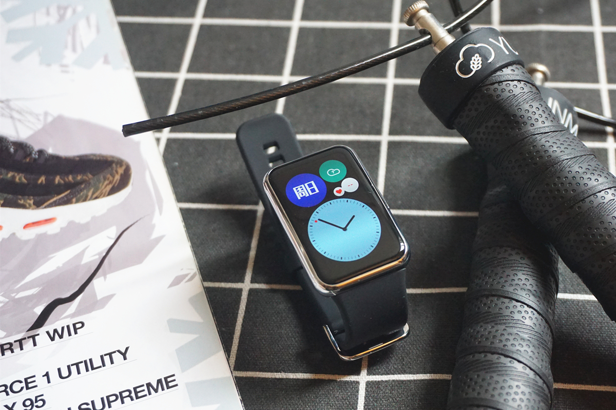 你的腕上私教手表，華為 WATCH FIT