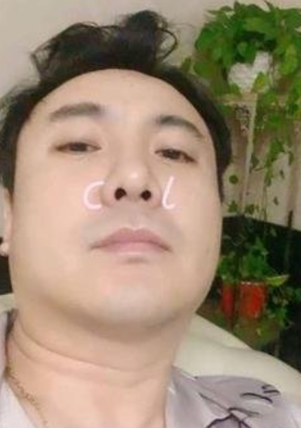 原来这7位油腻大叔，早年颜值“一个顶两个”，唇红齿白又英俊