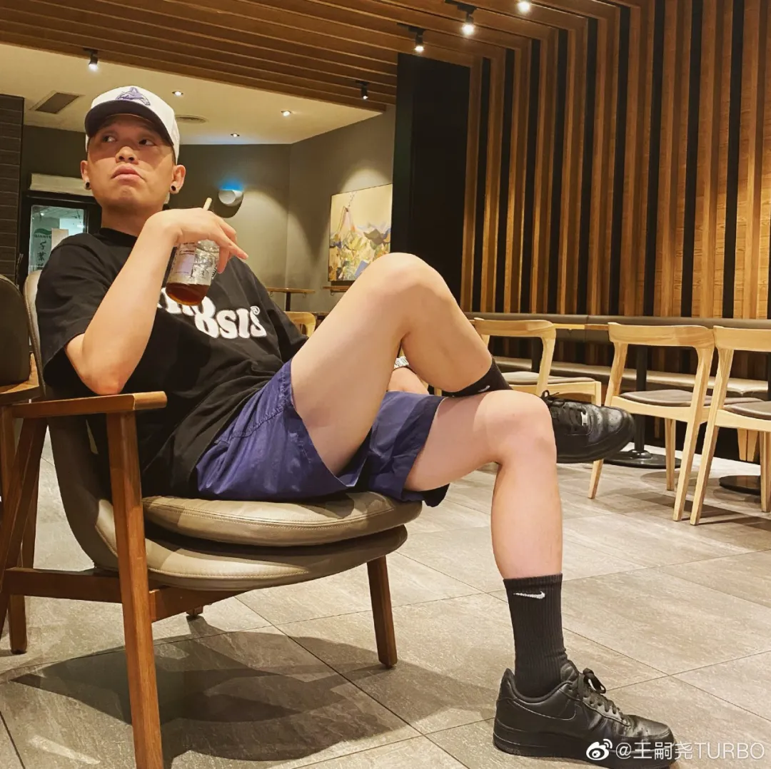 除了贝贝以外,还有哪些知名rapper从没发过专辑?
