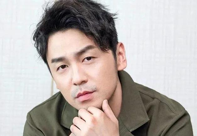 男女演员各领风骚影视界，你对哪位男演员最喜爱？