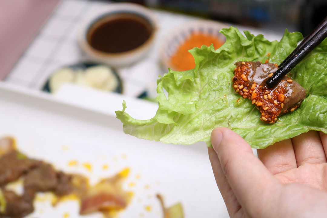 登上饭桌的移动灶台 用乐视嗨烤盘才知道在家吃烤肉到底有多香