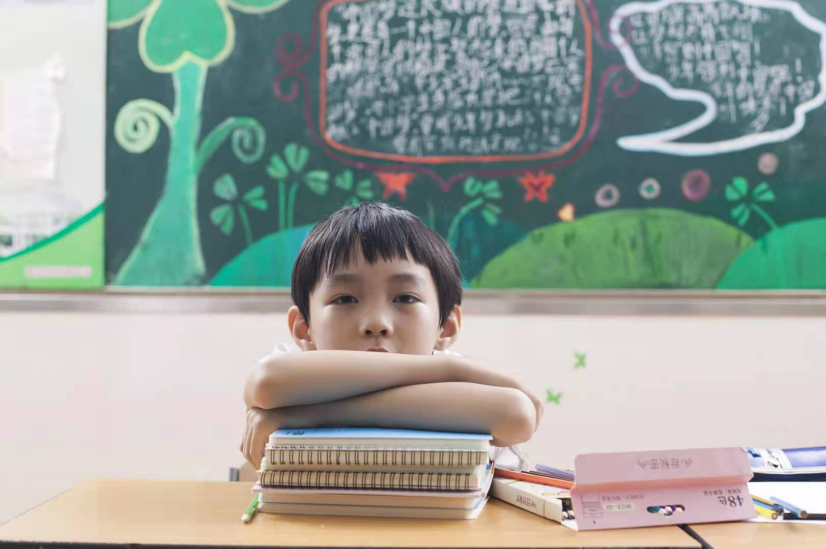 “妈妈管你，是因为关心你！”关于管教孩子，父母别再这么想了
