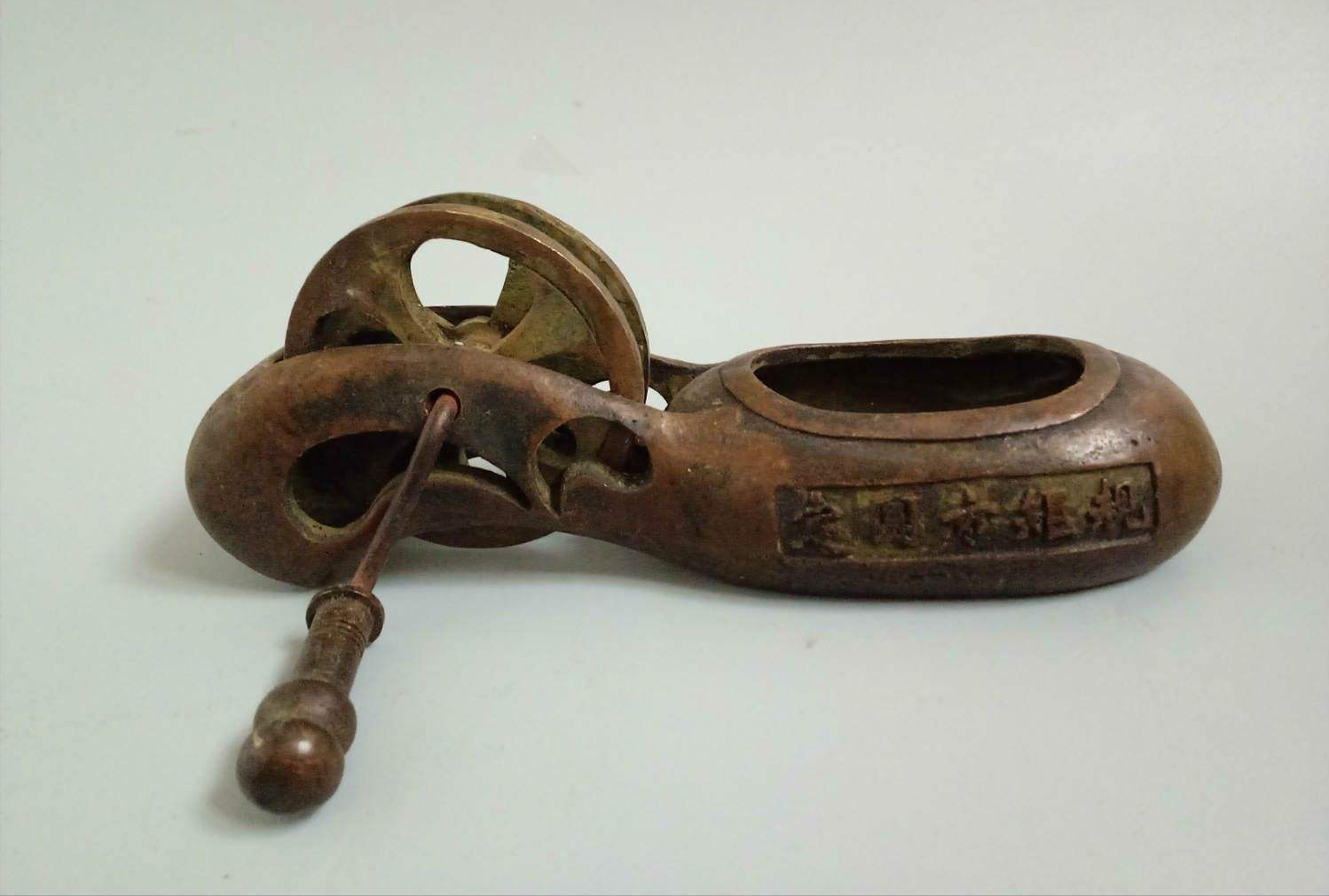 农村铜制老物件,慢慢消失不见了,这12种你家还有吗?请收藏好