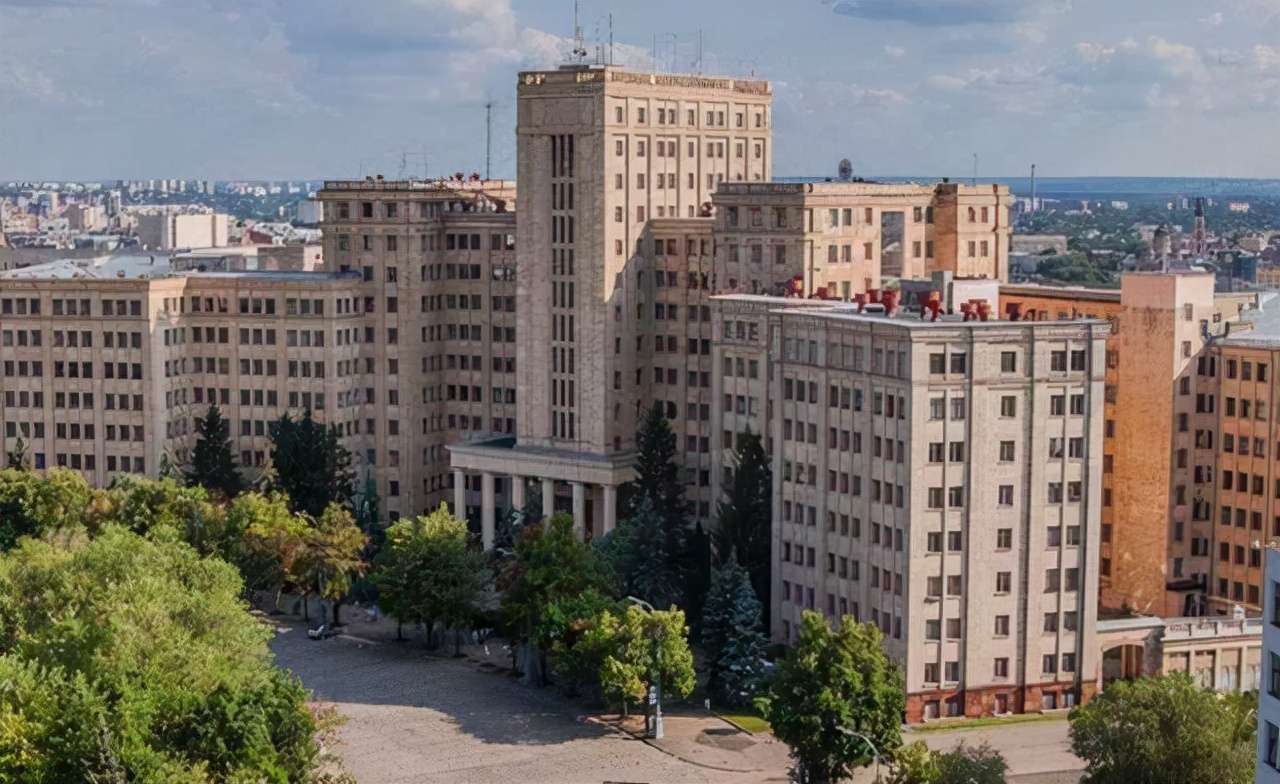 万名学生留学乌克兰，欧洲国家那么多，为什么乌克兰留学那么火？