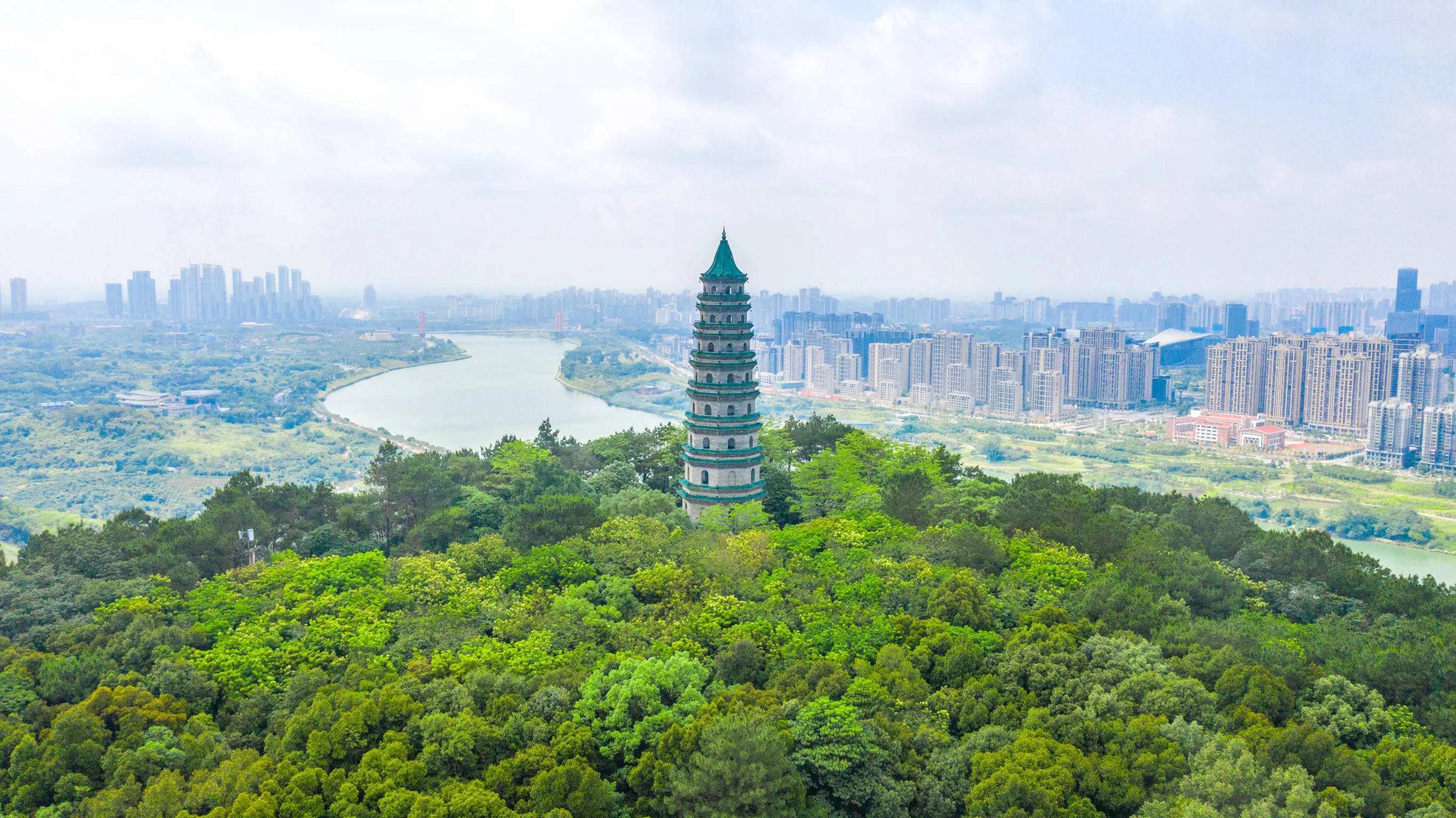 2021年GDP100強城市：蘇州第6，南寧第51，宿遷第75，宜賓第98