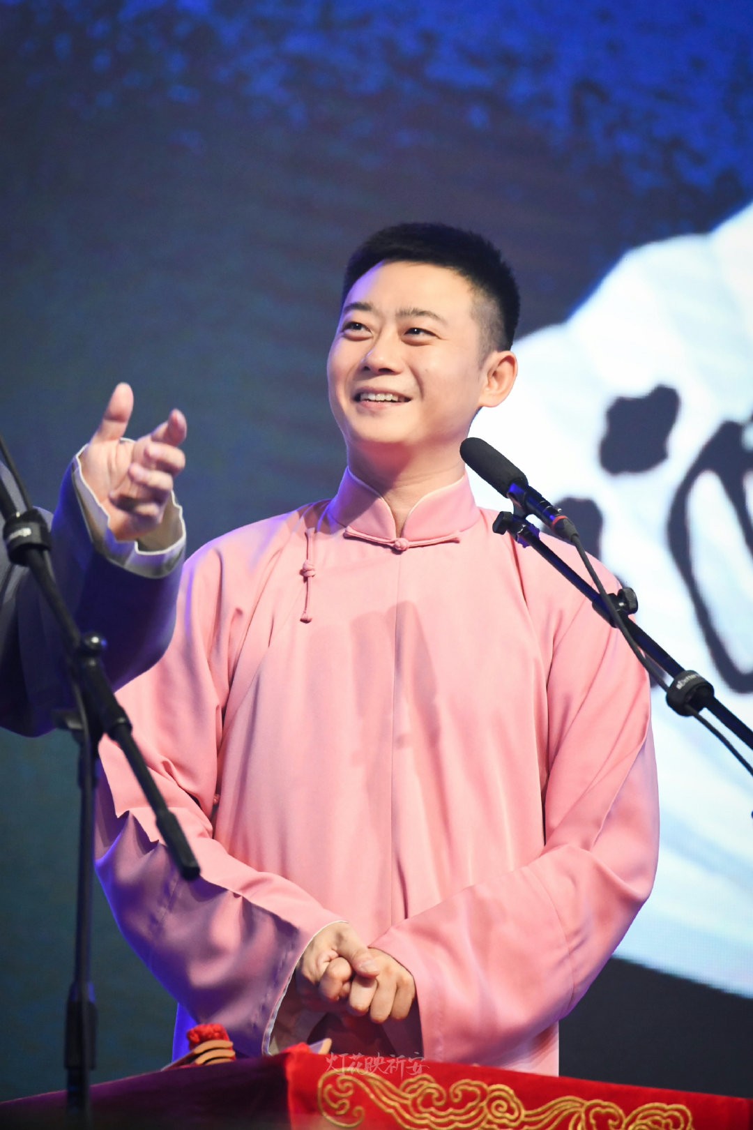 4年前离开德云社自立门户,如今沦落成小主播,闫宗海后悔吗?