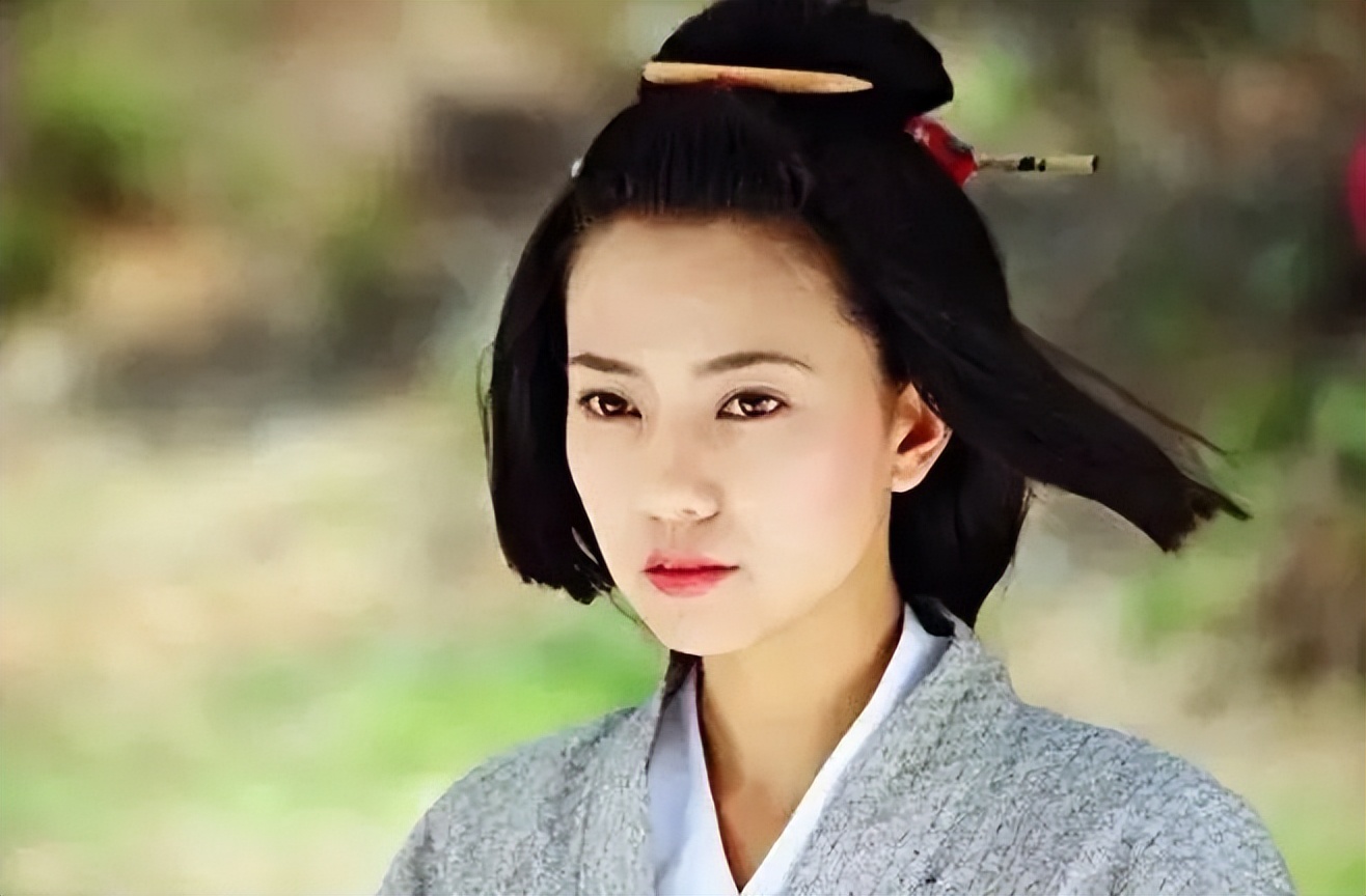 这10个女星，明明长得清纯无辜，演起“蛇蝎美人”却一个比一个狠