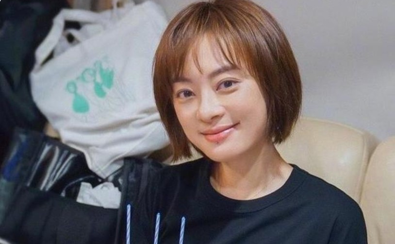 不炒作不乱搞，娱圈最干净的12对夫妻，个个与原配不离不弃