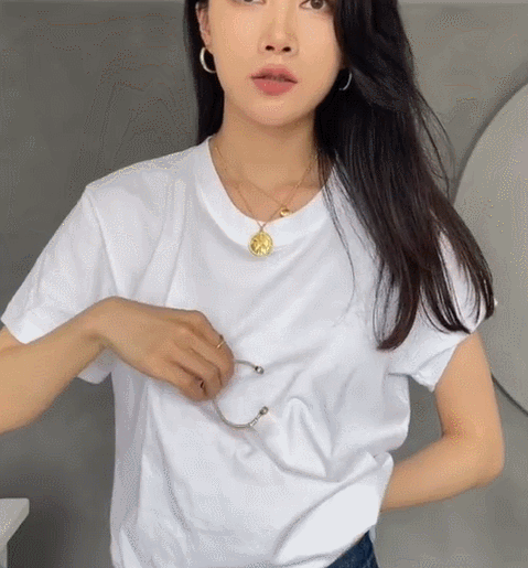 鞠婧祎：从平平无奇的土味路人，蜕变成氛围感女王