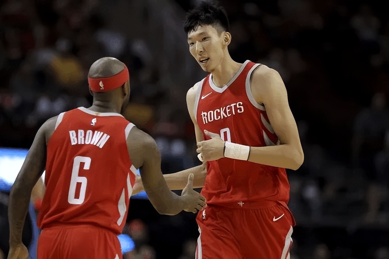 有哪些明星加入nba(29.7分19板4.8帽！中国进入NBA的6名球员，前一年都是什么表现？)