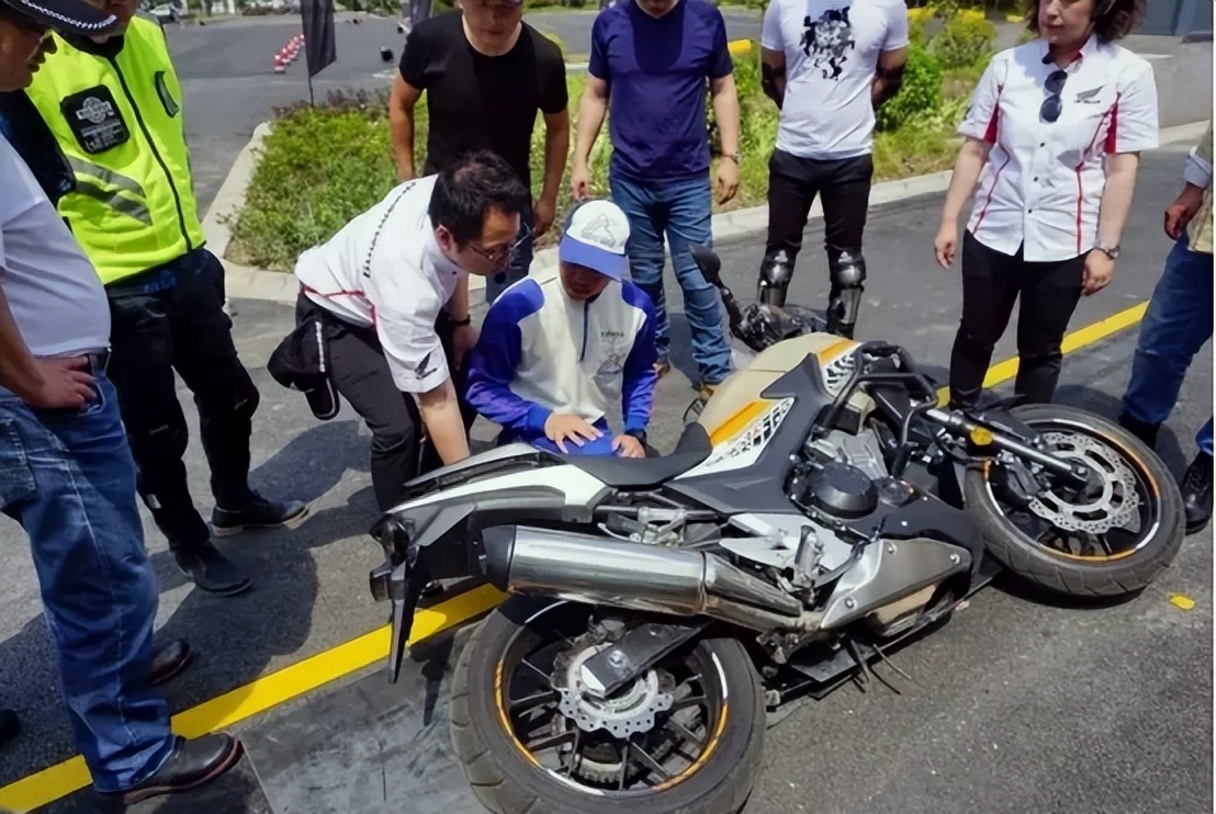 摩托車能上路？各省紛紛放寬要求，距離“全面解除”還遠(yuǎn)嗎？