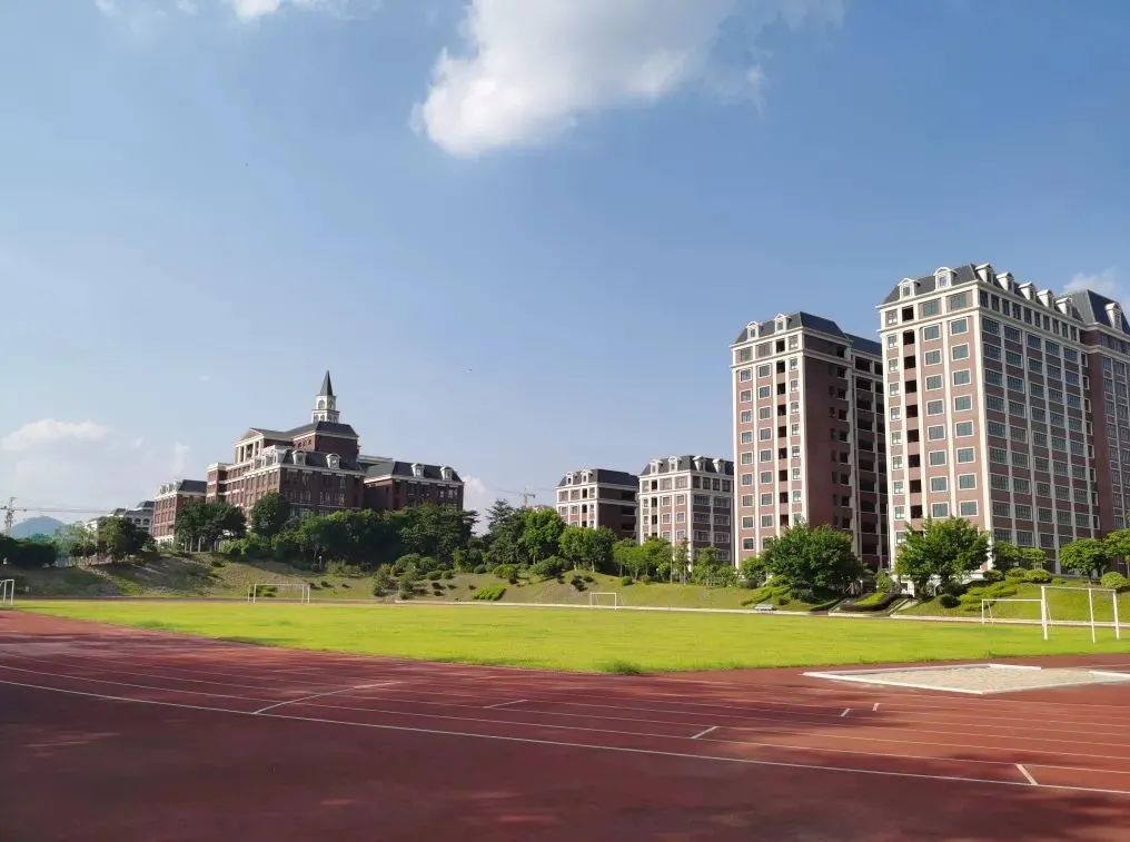 2022萌新必备攻略 | 带你畅游广州华立科技职业学院云浮校区