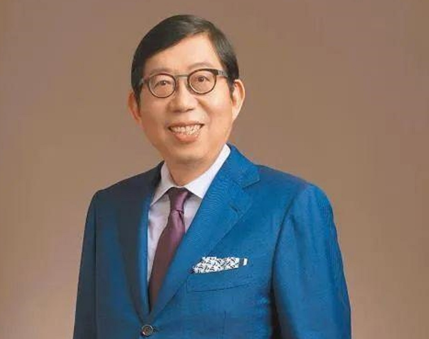 晋江13位百亿富豪：财富总额超3000亿，丁氏兄弟领衔，蔡氏占5席