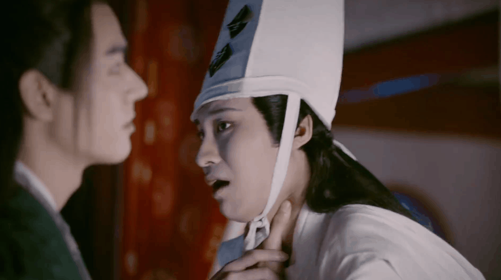 “疯批美人”别乱演，有人五官乱飞成真疯，有人病娇邪魅太撩人