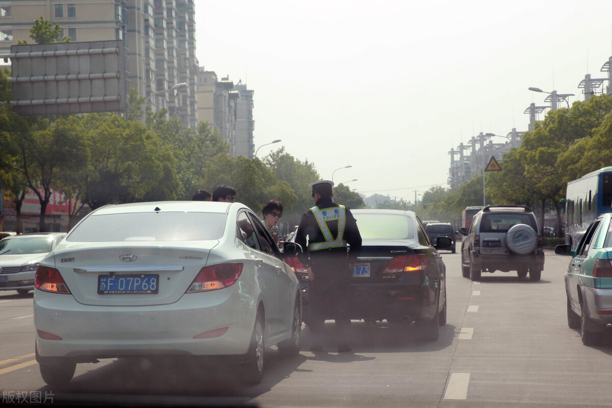 追尾事故划责后男子又反悔，还能要求重新划分责任吗？